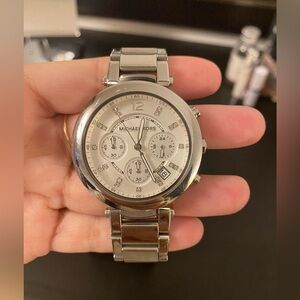 Michael kors silver watch